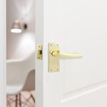 Straight Pattern Polished Brass Door Handles - Latch - tradefit - 6