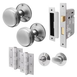 Victorian Ringed Satin Chrome Mortice Door Knob Kit - 80mm Bathroom Lock - 76mm Hinges - tradefit