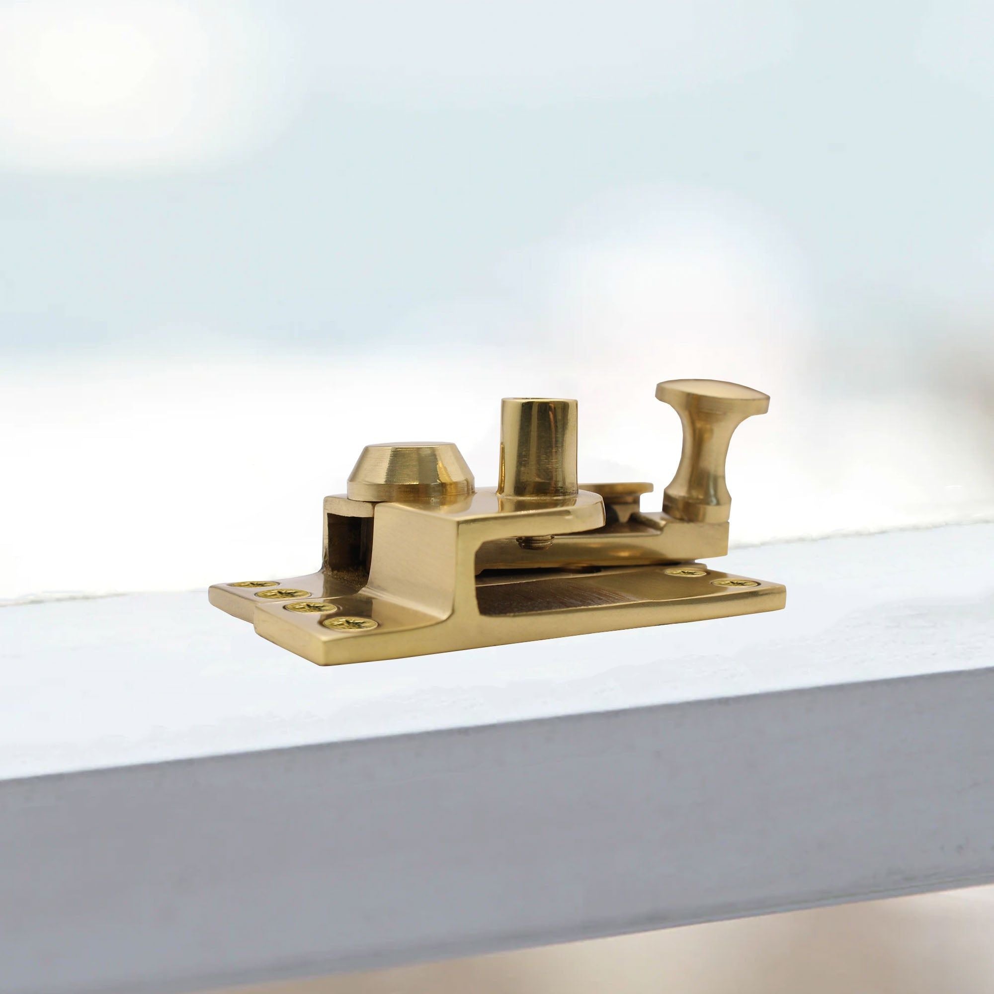 Lockable Sash Window Fastener - Polished Brass - tradefit