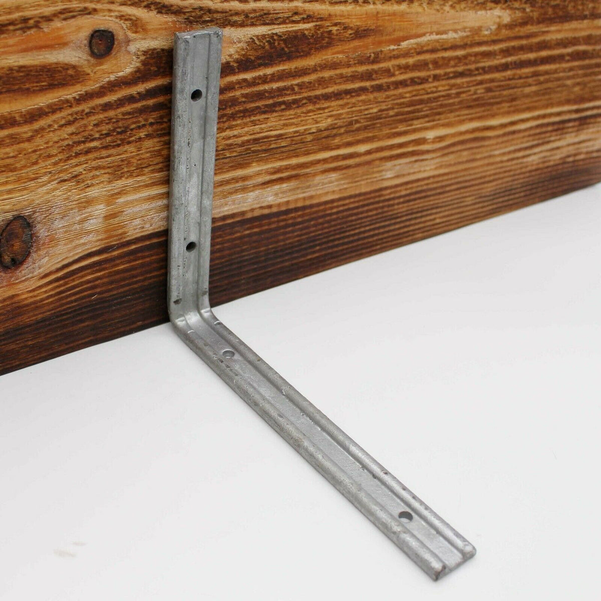 12X10 FLUTED ANGLE BRACKETS Galvanised 305x250mm - tradefit